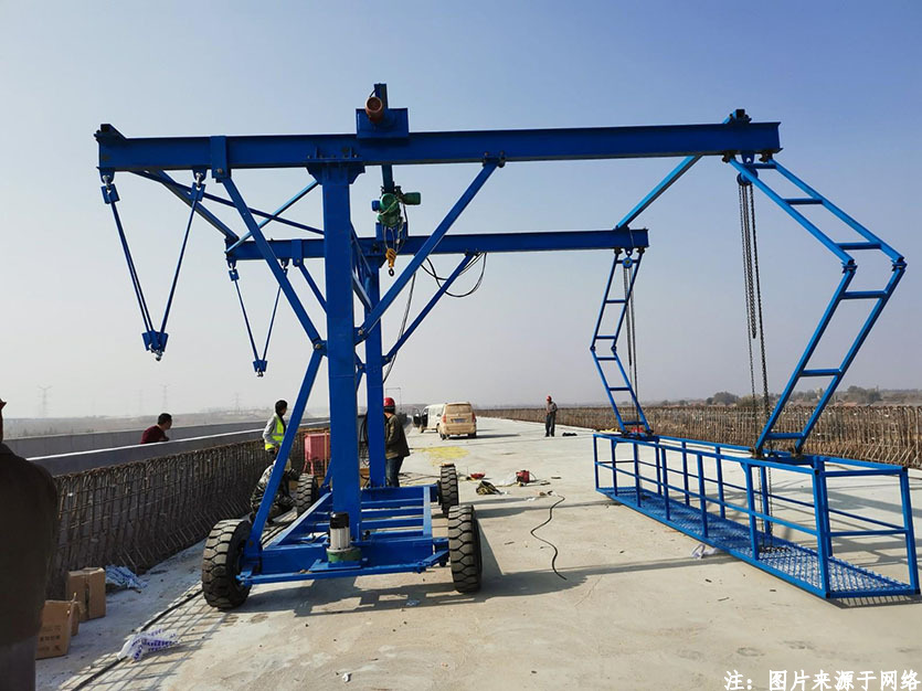 橋梁排水管安裝設備