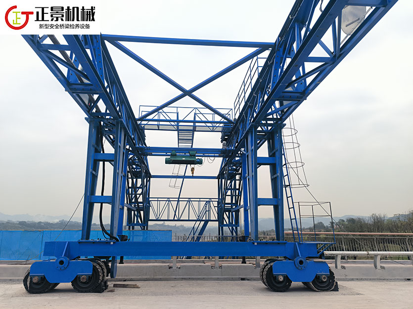 橋梁側(cè)面施工臺(tái)車