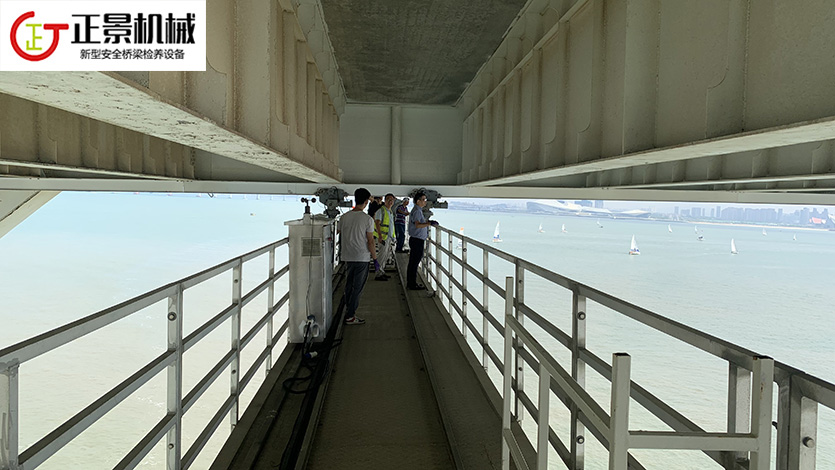 橋梁檢查車