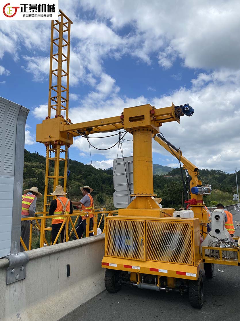 橋梁外側(cè)施工臺(tái)車(chē)